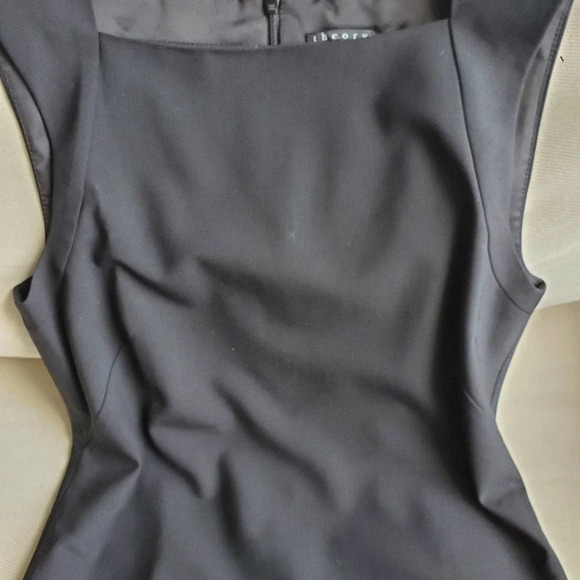 Theory Black Sheath Sleeveless Wool Dress Size 6 - Picture 6 of 9